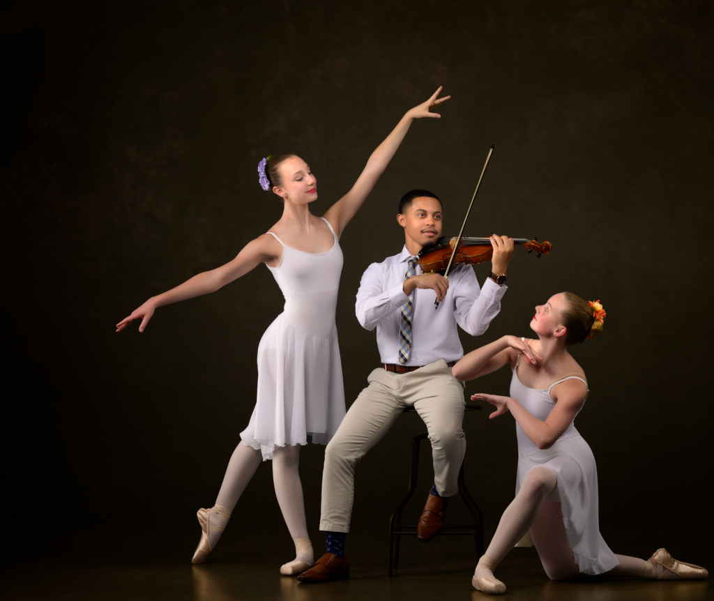 Violin and Dancers